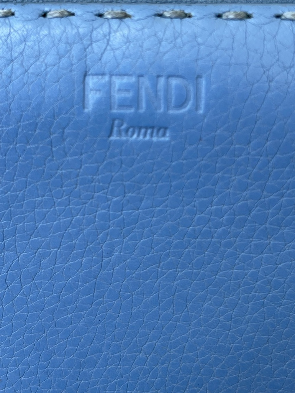 Fendi Selleria zip-around wallet blue soft leather - Picture 12 of 16